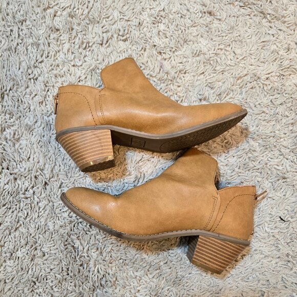 🥾Rocket Dog Boots Ankle Booties Heels Brown Faux Leather Size 7 👟 - Picture 3 of 10